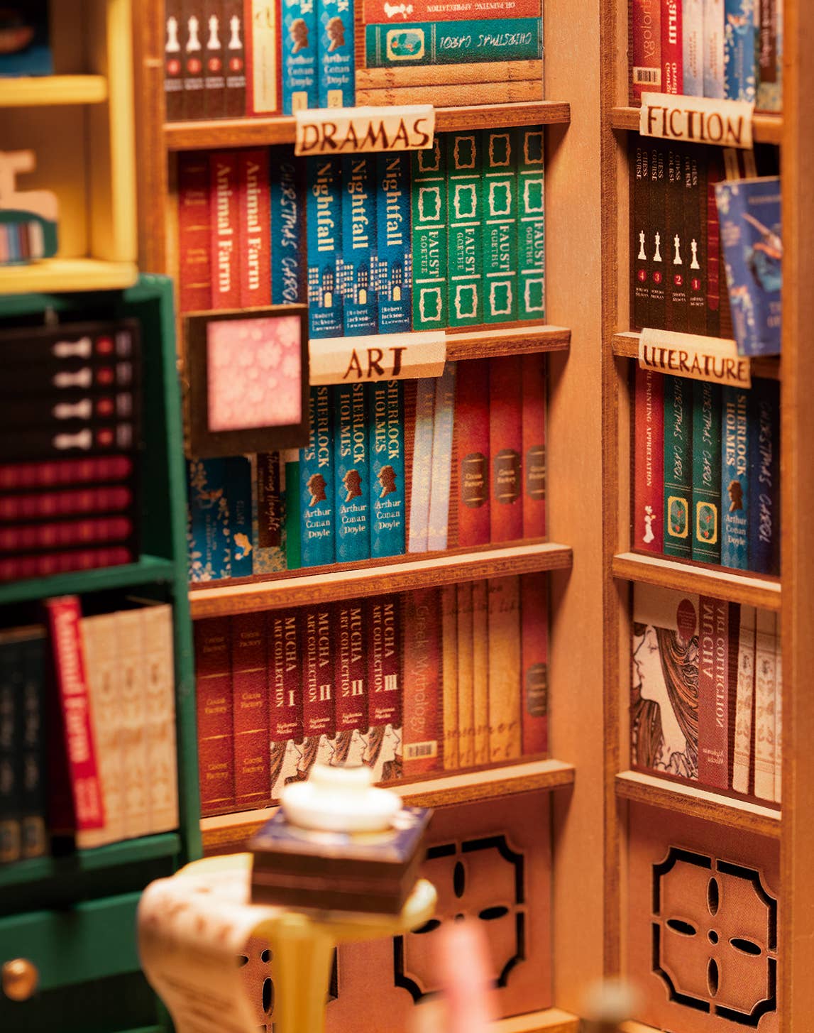 DIY Miniature House Book Nook Kit: Bookstore - Puzzle Lab