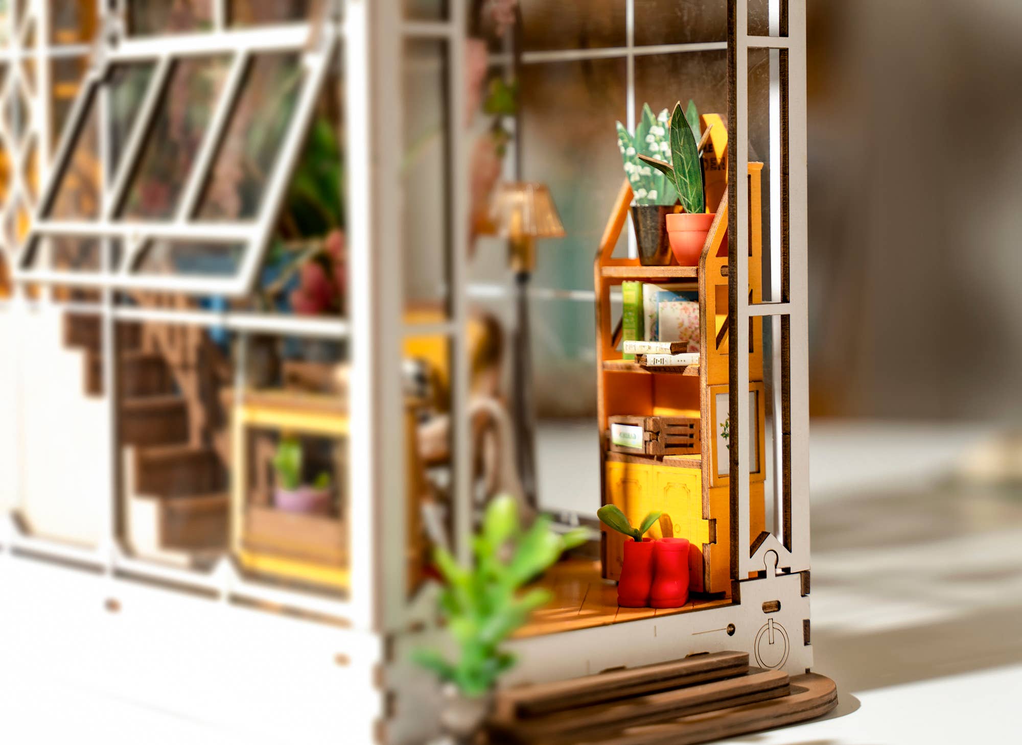DIY Miniature House Book Nook Kit: Garden House - Puzzle Lab