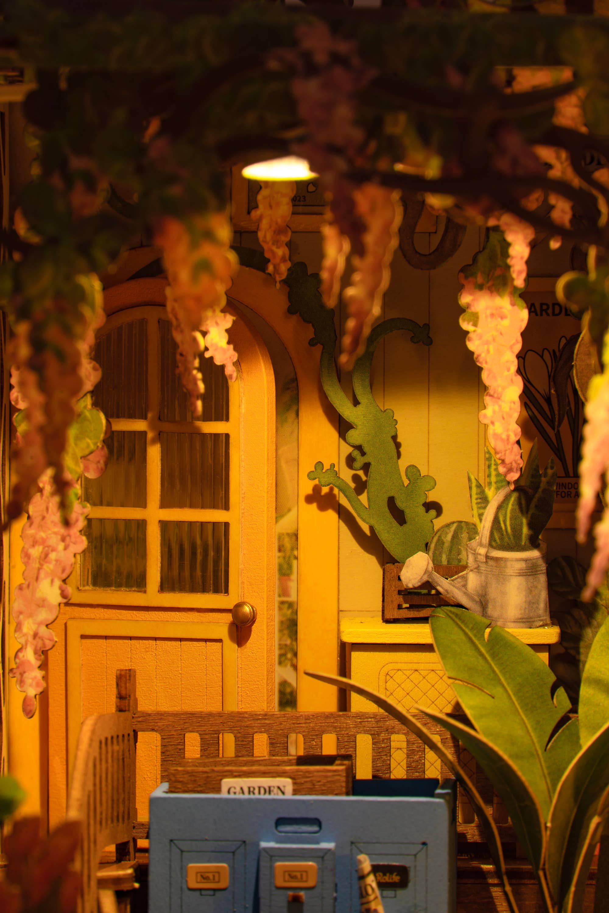 DIY Miniature House Book Nook Kit: Garden House - Puzzle Lab